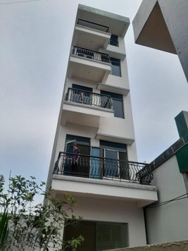 Bán nhà 5 tầng mới xây tại thôn Tiên Hùng - Nguyên Khê - Đông Anh, nhà có 8PN, 1 khách, bếp, 6 VS