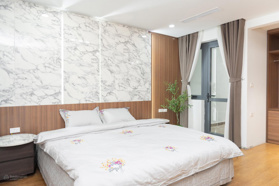 Cho Thuê Căn Duplex 2601 tòa vip Petrowaco 97 - 99 Láng Hạ tặng nội thất sang trọng tiêu chuẩn 5*