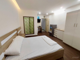 Cho thuê căn hộ studio đầy đủ đồ điều hòa giường tủ phố Hàm Long gần đại Học Y, BV Phụ sản