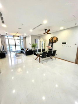 Giảm giá sâu cho thuê 4PN khu Park, Vinhomes Central Park, full nội thất đẹp, view sông công viên