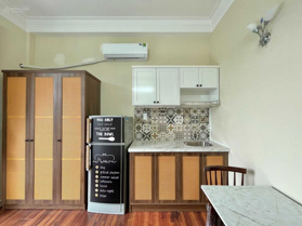 Chính chủ cho thuê căn hộ dịch vụ 1 phòng ngủ đầy đủ nội thất tại phường An Khánh.