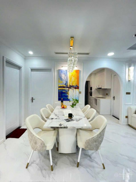 Chuyên bán CH Vinhomes Central Park, CH 1 - 2 - 3 - 4PN giá tốt. Căn Landmark 81 giá tốt 0918 328 348