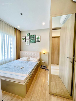 Chính chủ bán Gấp Căn hộ Vinhomes Grand Park Q9 Căn góc 2PN + , DT 69m2 giá 2,530tỷ tặng nội thất