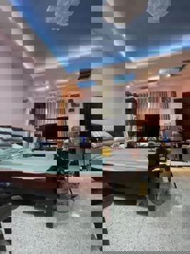 Hoàng Mai Đền Lừ II 140 m2, 4 tầng ở luôn, phân lô, 27.5 tỷ