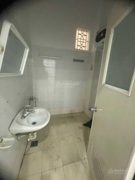 Cho thuê nhà phố 52 Văn Cao - Hải Phòng 90m2*4.5 tầng| tổng diện tích sử dụng 400m2, giá 30tr/tháng