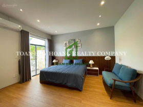 Cho thuê biệt thự phúc lộc viên có hồ bơi 288m2 nội thất đẹp. Gía 50 tr/th - Toàn Huy Hoàng