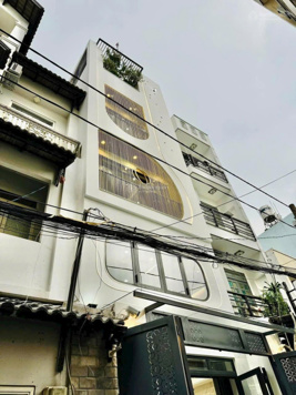 Bán Siêu Phẩm Có Phòng Karaoke VIP 5 sao Ra Mặt Tiền Quang Trung chỉ 5 phút - xem nhà 0931 344 699