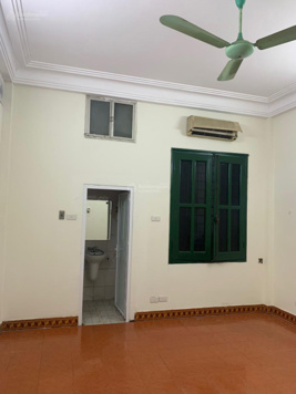 Chính chủ cần cho thuê nhà ở Trần Khát Chân - Hai Bà Trưng - Hà Nội, đầu tháng 10 có thể ở luôn