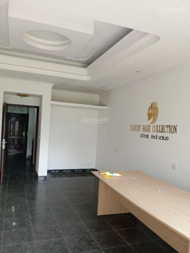 Cho thuê văn phòng 50m2 tầng 5, mặt phố số 124 Lạc Trung HBT - HN