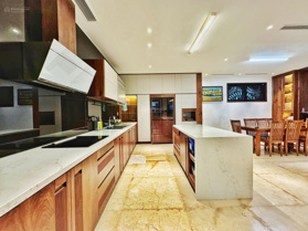 Cho thuê biệt thự trong lòng phố cổ Hải Phòng - Thiết kế công năng vô cùng hiện đại và có thang máy