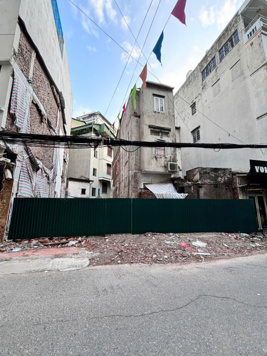 Mặt Ngõ Núi Trúc - Ba Đình - 105m2 - mặt tiền 13,4m - kinh doanh - oto tránh - 27 tỷ5 - chính chủ