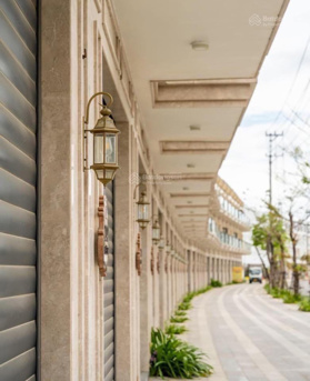 Chính chủ cần cho thuê dài hạn nhà thô mặt đường Mê Linh