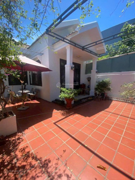Cho thuê nhà 2MT, 150m2 khu biển Hà Kỳ Ngộ, Sơn Trà, 15 tr/tháng