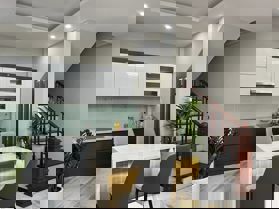 Chỉ với 8 tỷ bạn có ngay căn nhà 5 tầng ở phố Yên Lạc