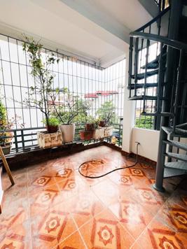 BÁN NHÀ HOÀNG MAI - Ở NGAY - FULL NỘI THẤT - Ô TÔ ĐỖ CỬA - 2 MẶT THOÁNG - 37M2 X 5T - HƠN 6 TỶ