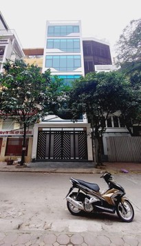 Chính chủ cần bán gấp tòa nhà văn phòng 110m2, 8 tầng x 2 thoáng đường Nguyễn Cơ Thạch, giá 33 tỷ