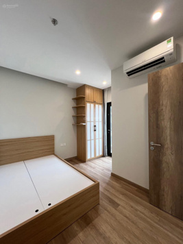 Cho thuê căn hộ 2PN 2WC 58m2 đủ đồ view sông Hồng toà R1 Swan Lake Osen Ecopark. LH 0964 007 130