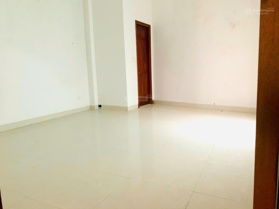 Cho thuê nhà 4 tầng mặt tiền: Ông Ích Khiêm - Hải Châu (gần chợ Cồn)