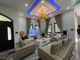 Cho thuê nguyên căn lô góc 4 ngủ tại Vinhomes Imperia