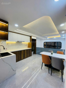 BÁN NHÀ XÂY MỚI CHÍNH CHỦ - HẺM XE HƠI - BÌNH THẠNH GIÁP QUẬN 1 - 3 LẦU