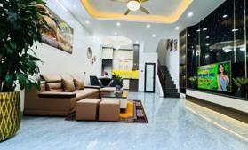 Bán nhà riêng Phố Yên Hòa, diện tích 40m2, mặt tiền 5m, giá 8 tỷ