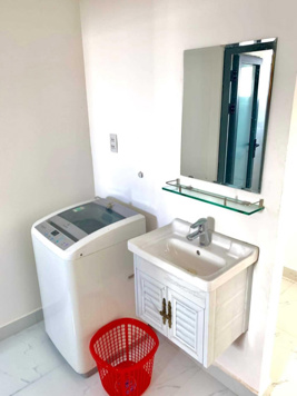 Cho thuê nhà song song đường Minh Mạng khu Sơn Thuỷ gần sòng bài Crown