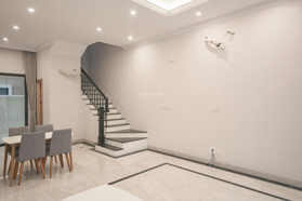 Liền kề 5 tầng VHOCP 2. Vừa ở vừa kinh doanh tốt. Giá chỉ 7 triệu/tháng. LH 0962 737 046