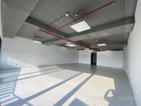 Tổng hợp văn phòng từ 20 - 30 nhân sự, giá dưới 30tr, DT 100 - 180m2, có bãi để xe lớn