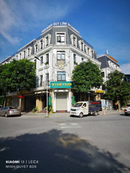 Cho thuê nhà mặt đường Hoàng Văn Thụ vị trí lô góc siêu đẹp, mặt tiền 25m, nhà 2 tầng DTSD 700m2