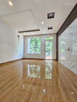 Nhà 3 tầng kiệt Nguyễn Phước Nguyên, Thanh Khê, Đà Nẵng. Giá 7triệu (ko TL). Full nội thất như hình