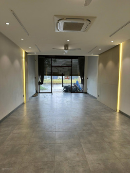 Toà nhà văn phòng 538m2 cho thuê đường 29 tháng 3, gần giao lộ sầm uất Nguyễn Phước Lan, (Hoà Xuân)