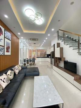 Cho thuê nhà liền kề Phú Gia Compound 4PN khép kín - sống đẳng cấp