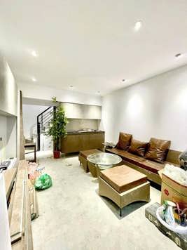 Hơn 3tỷ Nhà Đẹp Full NT. Dt 28m 4 tầng  Phố_Minh_Khai Quận_HBT