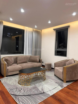 Cho thuê dài hạn Villa sunrise A The Manor 400m2