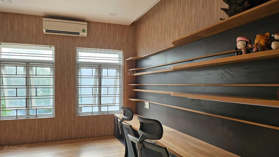 Chính chủ bán nhà 3 tầng ngay cầu Rồng, full nội thất ở hoặc kinh doanh, làm homestay