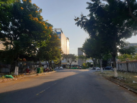 Cần bán gấp cặp đất biển giá cực tốt để đầu tư-180m2 đường Trần Hữu Tước, đường 10m5 thông ra biển