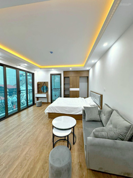 Nhà mới xây vừa ở vừa cho thuê Văn Cao 49m2 7T thang máy 11.5 tỷ