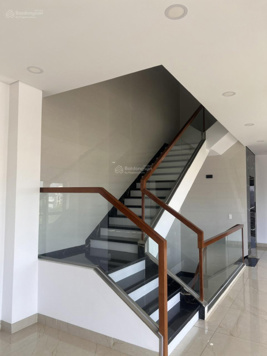 Bán nhà MT Mai Chí Thọ, Vị trí đắc địa, đầy đủ tiện ích, DVTM bao quanh.