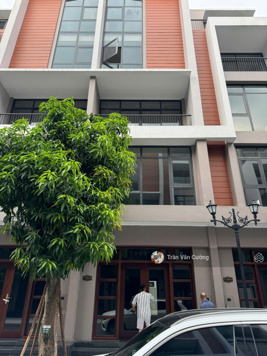 Quỹ hàng đẹp giá tốt nhất tại Vinhomes Ocean Park 3, view thẳng ra biển hồ, sinh lời cao