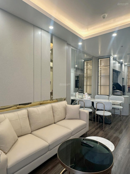 Cho thuê căn hướng Nam 2PN 2WC full nội thất đẹp Hoàng Huy Commerce giá 13 triệu/tháng