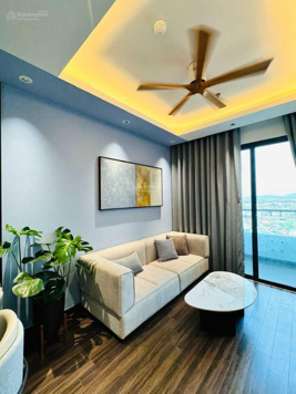 Cho thuê căn 2 ngủ 2 vệ sinh full đồ Hoàng Huy Commerce giá 15 triệu có thể vào ở ngay