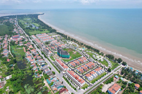 Bán gấp! Bán đất mặt đường Lạc Long Quân, trung tâm bãi tắm khu du lịch quốc gia Trà Cổ