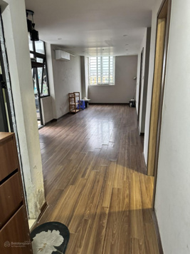 Cho thuê căn chung cư 2 phòng ngủ Phúc Hưng 2 (toà B, căn góc