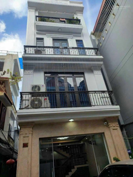 Chủ cần bán tòa căn hộ 5 tầng đường Mỹ Khê gần bãi tắm Mỹ Khê 100m