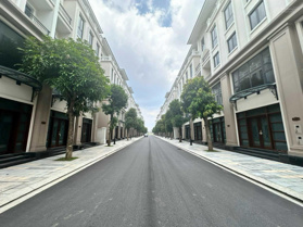 Chính chủ cần cắt lỗ cực sâu shophouse, Thời Đại 75m2 thông thẳng ra chung cư Masteri, Vin 3