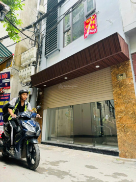 Cho thuê nhà ngõ 29 Dịch Vọng, Cầu Giấy. S = 45m2x6T, đường ô tô tiện kd tạp hoá, làm VP, KD online