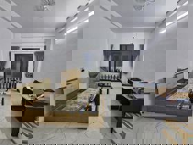 Sát mặt đường Hồ Tùng Mậu cần bán gấp nhà 33m giá 7x tỉ