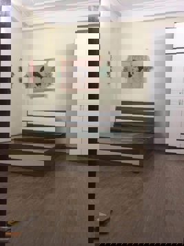 BÁN NHÀ ĐƯỜNG LÊ DUẨN - 26M X 4T - MẶT TIỀN 6M - Ô TÔ ĐỖ CỬA - 3 BƯỚC RA PHỐ 