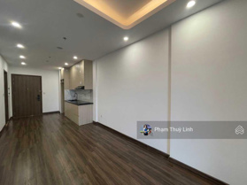 Cho thuê căn không đồ có tủ bếp Hoàng Huy Commerce giá 7.5 triệu