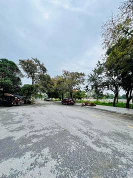 Bán nhà tổ 1 Thạch Bàn Long Biên 6 tầng thang máy hướng Đông , Gara ô tô 7 chỗ vào nh